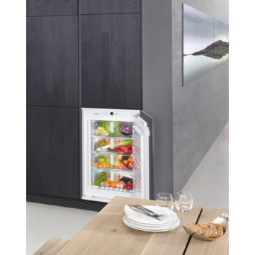 Vestavné spotřebiče - Liebherr SIBP 1650 Vestavná chladnička s celoprostorovou BioFresh zónou, pevné panty
